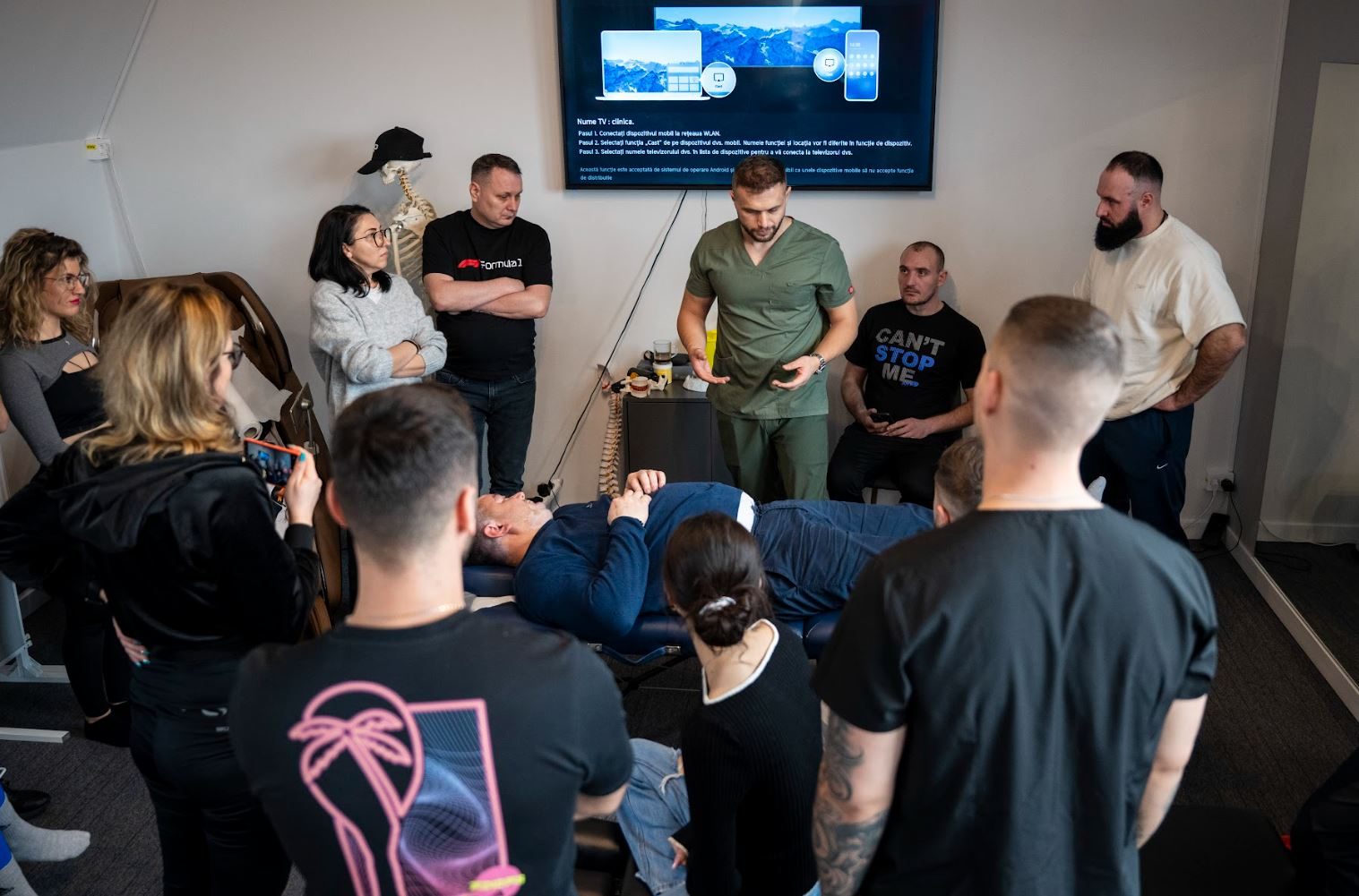 Cristian Drosu te învață să tratezi cu mâinile, mintea și inima – doar la MedBoost Academy